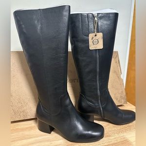 Born Avala Black Leather Women’s Boots
